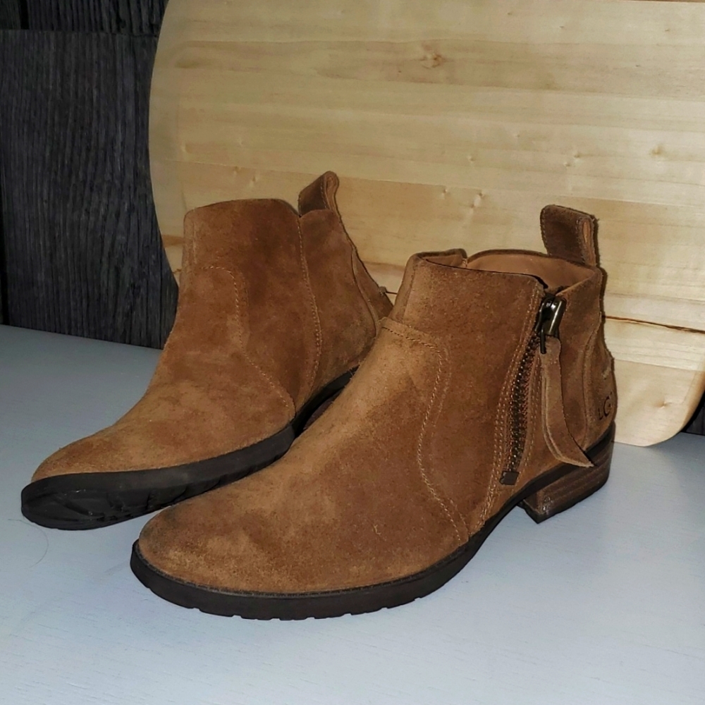 Ugg Aureo Ankle Boot 1094889, Size 5.5, Chestnut Brown